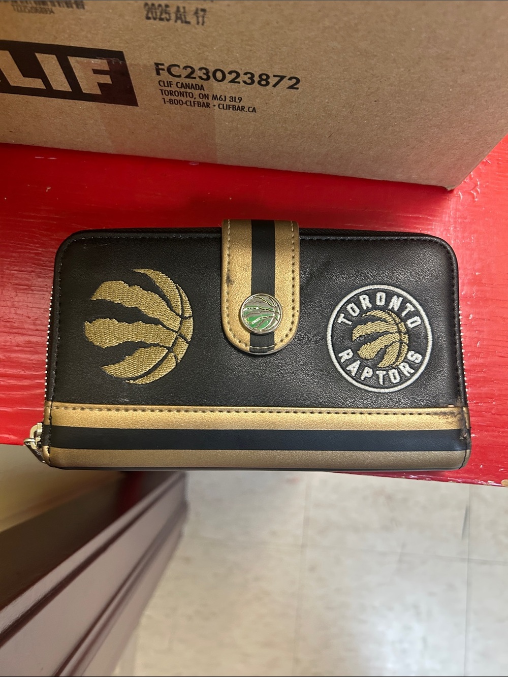 Black & Gold Zip Wallet